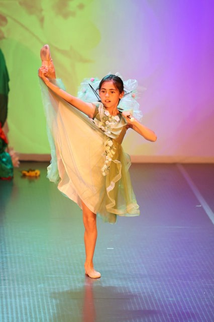 Снимка от спектакъла Магията, наречена Пролет